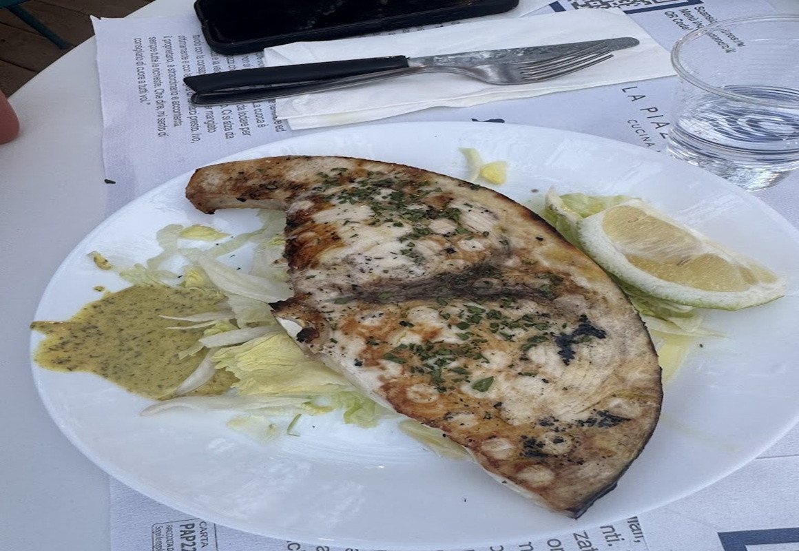 Trancio di pesce spada ai barbecue con crema di mostarda 12,00